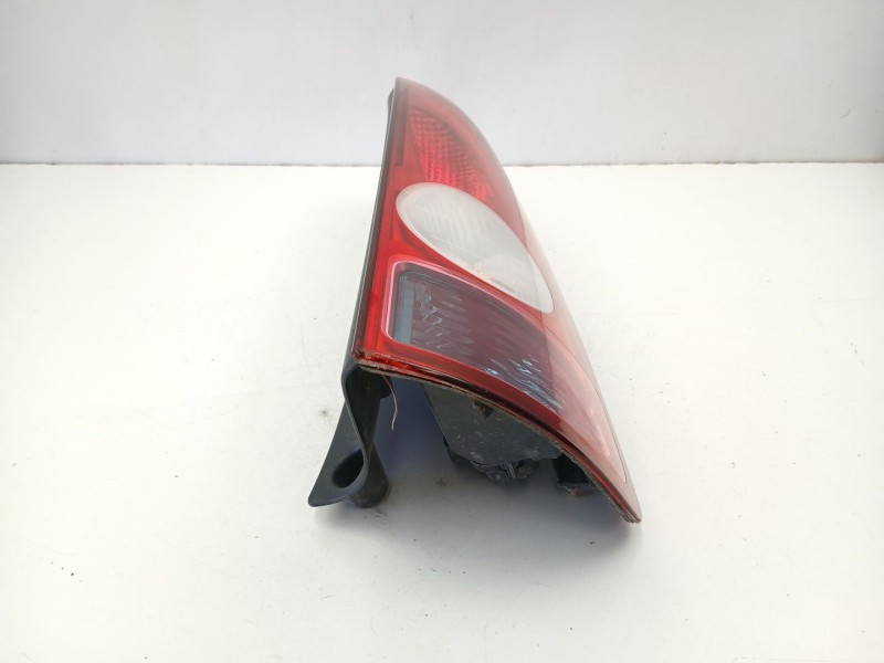 Recambio de piloto trasero derecho para renault espace iv (jk0/1_) 2.0 (jk09) referencia OEM IAM 8200027152  