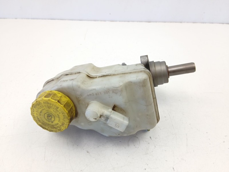 Recambio de bomba de freno para skoda fabia ii (542) 1.6 tdi referencia OEM IAM 6R1611019A  