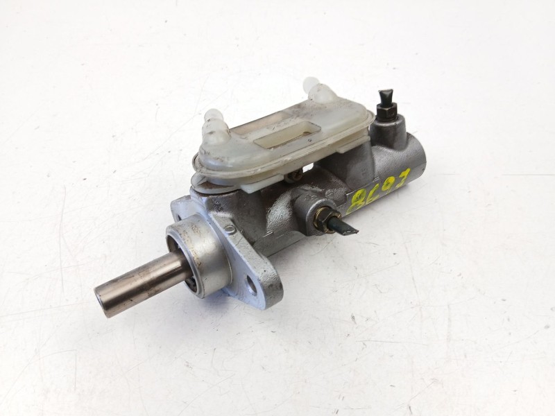 Recambio de bomba de freno para mitsubishi grandis (na_w) 2.0 di-d (na8w) referencia OEM IAM MN193007  