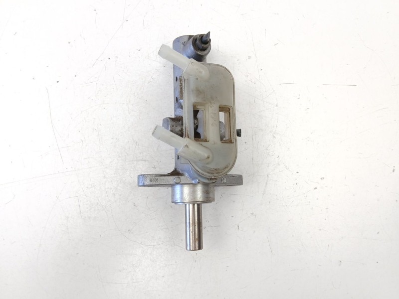 Recambio de bomba de freno para mitsubishi grandis (na_w) 2.0 di-d (na8w) referencia OEM IAM MN193007  