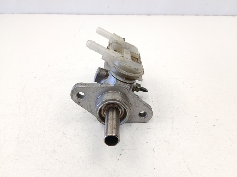Recambio de bomba de freno para mitsubishi grandis (na_w) 2.0 di-d (na8w) referencia OEM IAM MN193007  