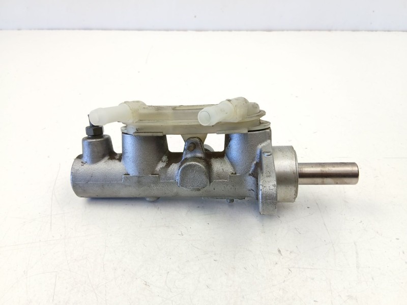 Recambio de bomba de freno para mitsubishi grandis (na_w) 2.0 di-d (na8w) referencia OEM IAM MN193007  