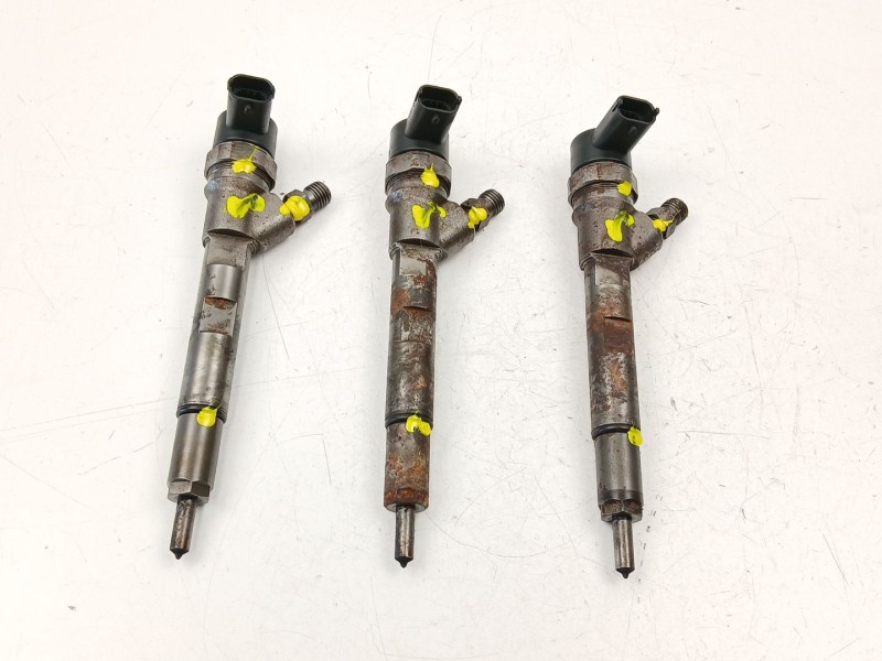 Recambio de inyectores juego para chrysler voyager 2.5 crdi referencia OEM IAM 5066820AA 0445110059 