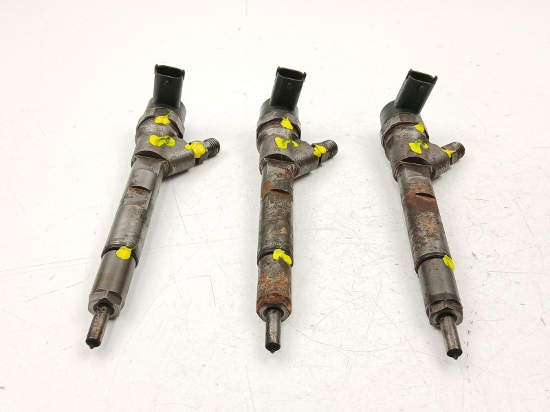 Recambio de inyectores juego para chrysler voyager 2.5 crdi referencia OEM IAM 5066820AA 0445110059 
