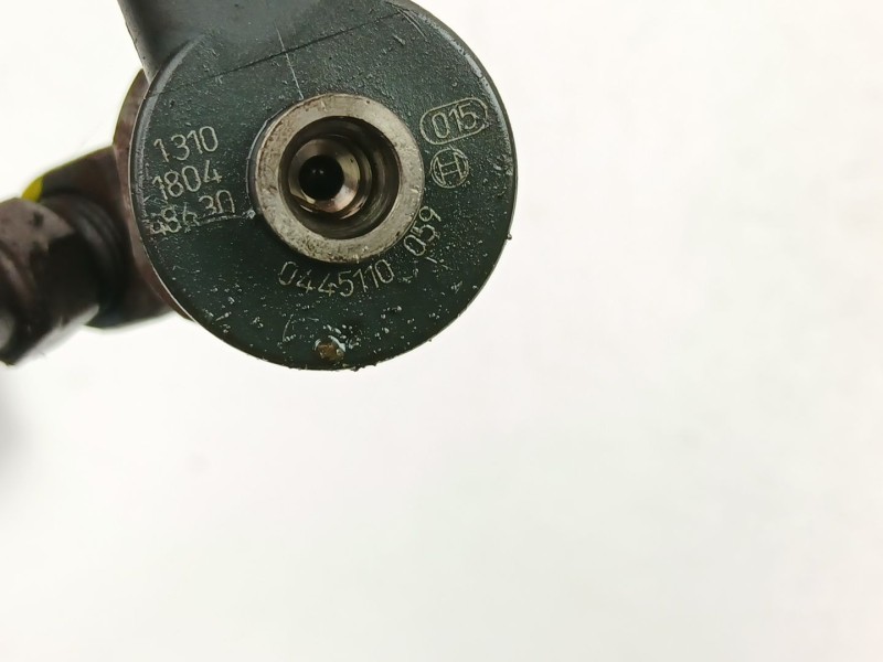 Recambio de inyectores juego para chrysler voyager 2.5 crdi referencia OEM IAM 5066820AA 0445110059 