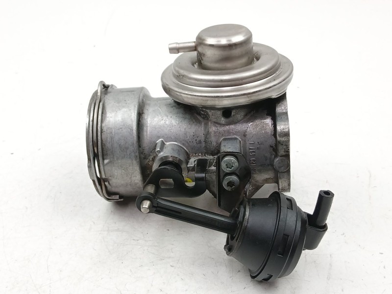 Recambio de valvula egr para ford galaxy i (wgr) 1.9 tdi referencia OEM IAM 038129637L  038131501AA