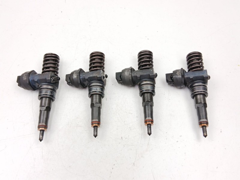 Recambio de inyectores juego para ford galaxy i (wgr) 1.9 tdi referencia OEM IAM 038130079AX 0986441504 