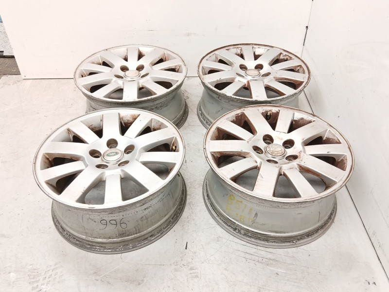 Recambio de juego llantas para land rover discovery iii (l319) 2.7 td 4x4 referencia OEM IAM 8J18EH253  