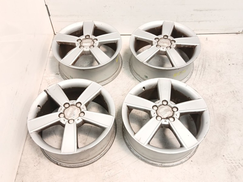 Recambio de juego llantas para seat leon (1p1) 2.0 tdi 16v referencia OEM IAM 1P0601025C  