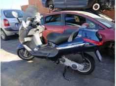 piaggio x8 del año 2004 2