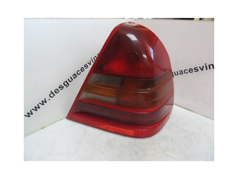 Recambio de piloto trasero dch. : m. benz c 220 : 2.2 d (95,17cv) 4p [1999] para m. benz c 220 2.2 d referencia OEM IAM   