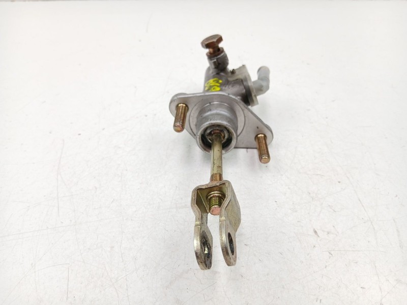 Recambio de bomba embrague para mitsubishi grandis (na_w) 2.0 di-d (na8w) referencia OEM IAM 2345A006  