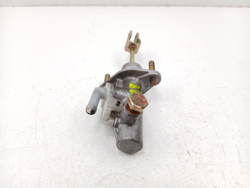Recambio de bomba embrague para mitsubishi grandis (na_w) 2.0 di-d (na8w) referencia OEM IAM 2345A006  