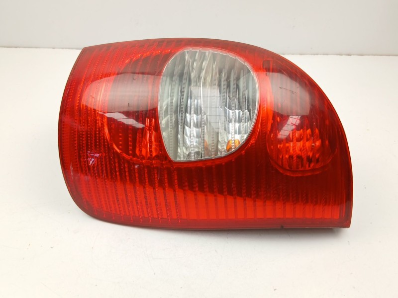 Recambio de piloto trasero derecho para citroën xsara picasso (n68) 1.6 hdi referencia OEM IAM 9650005780 89032868 