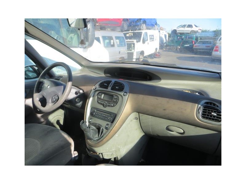 citroën xsara picasso del año 2001