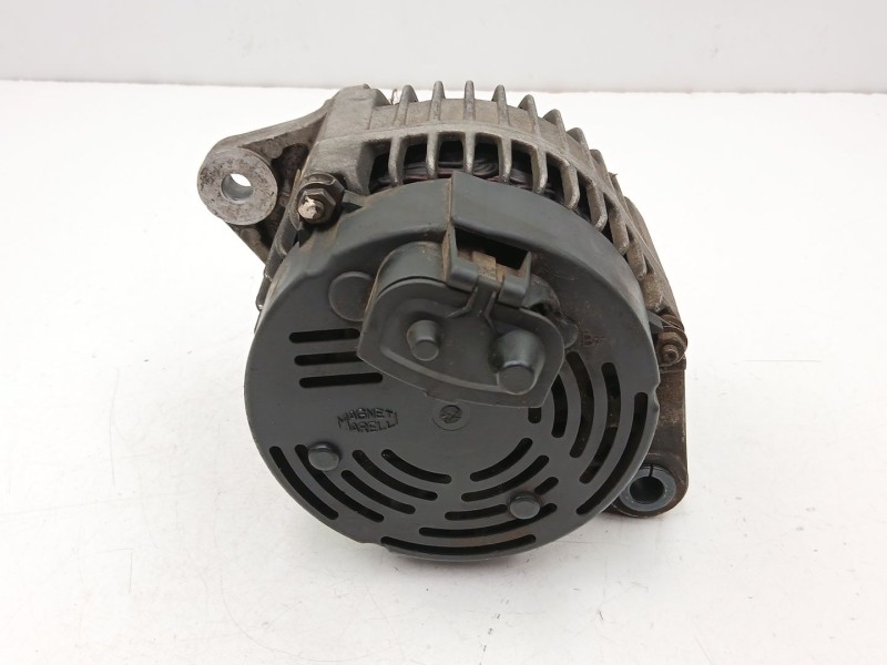 Recambio de alternador para fiat stilo (192_) 1.9 jtd (192_xe1a) referencia OEM IAM 63321497 A127IR 