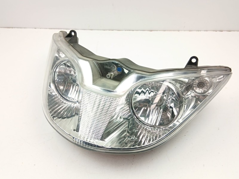 Recambio de faro delantero para piaggio x8 x8 125 (m36) referencia OEM IAM 584593 320334 