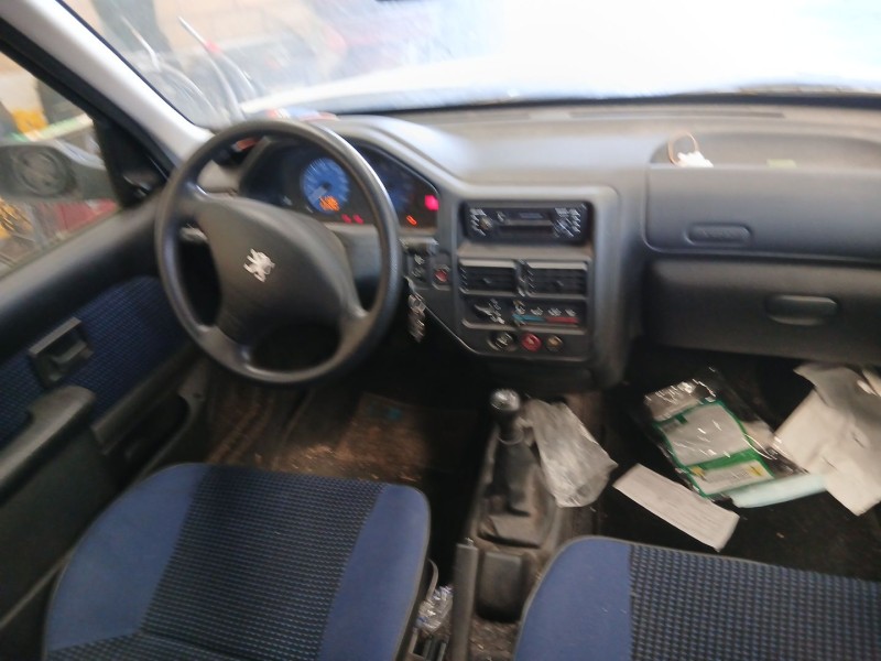 peugeot 106 ii (1a_, 1c_) del año 2003