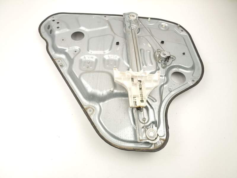 Recambio de elevalunas trasero derecho para hyundai i30 1.4 g referencia OEM IAM 834802R000  