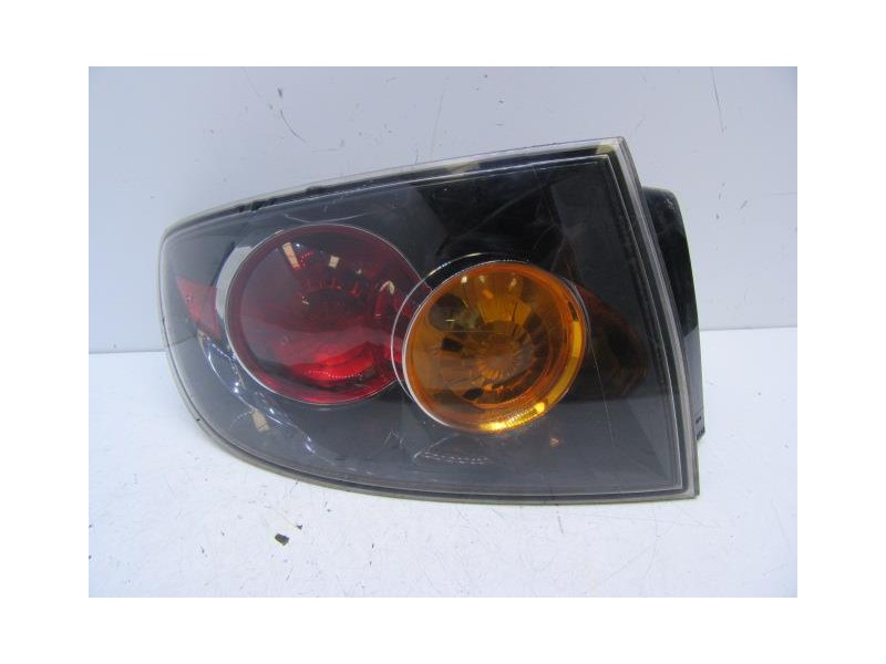 Recambio de piloto trasero izq. : mazda 3 : 1.6 hdi g8da [2005] para mazda 3 1.6 hdi g8da referencia OEM IAM   