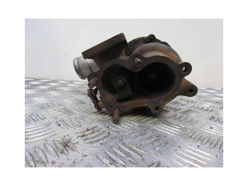 Recambio de turbo : chrysler voyager : 2.5 d [1997] para chrysler voyager 2.5 d referencia OEM IAM VA63B960T---35242068F  