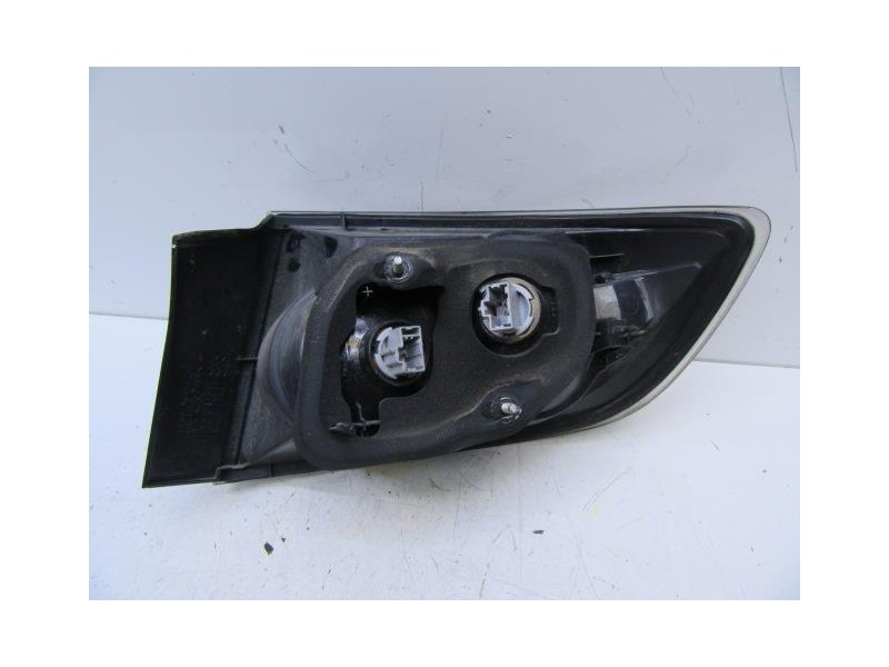 Recambio de piloto trasero izq. : mazda 3 : 1.6 hdi g8da [2005] para mazda 3 1.6 hdi g8da referencia OEM IAM   