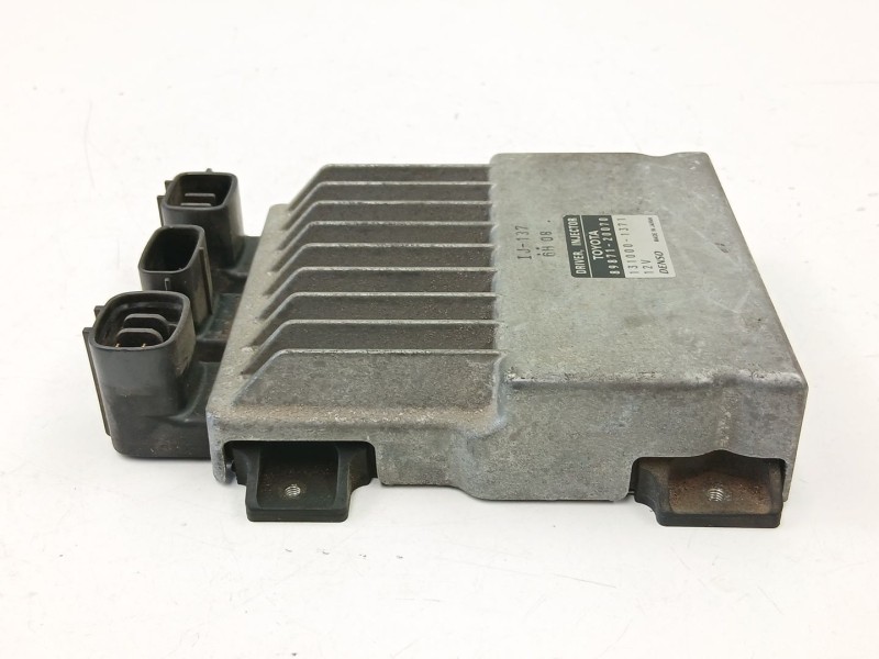 Recambio de centralita para lexus is ii (_e2_) 220d (ale20) referencia OEM IAM 8987120070 1310001371 