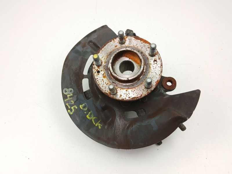 Recambio de mangueta delantera derecha para hyundai tucson (tl, tle) 1.6 gdi referencia OEM IAM 51716D7000  