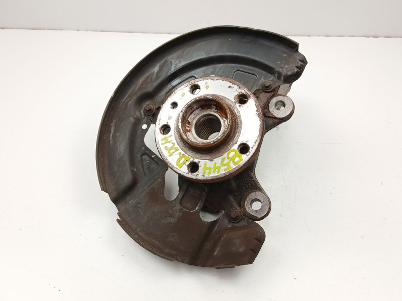 Recambio de mangueta delantera derecha para volvo xc70 ii (136) d5 awd referencia OEM IAM 31277365  