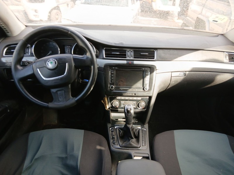 skoda superb ii (3t4) del año 2008