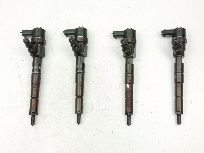 Recambio de inyectores juego para opel insignia a (g09) 2.0 cdti (68) referencia OEM IAM 55566050 0445110327 