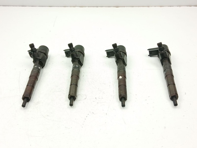 Recambio de inyectores juego para opel insignia a (g09) 2.0 cdti (68) referencia OEM IAM 55566050 0445110327 