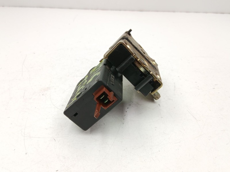 Recambio de cerradura puerta trasera derecha para peugeot 106 ii (1a_, 1c_) 1.1 i referencia OEM IAM 913846  