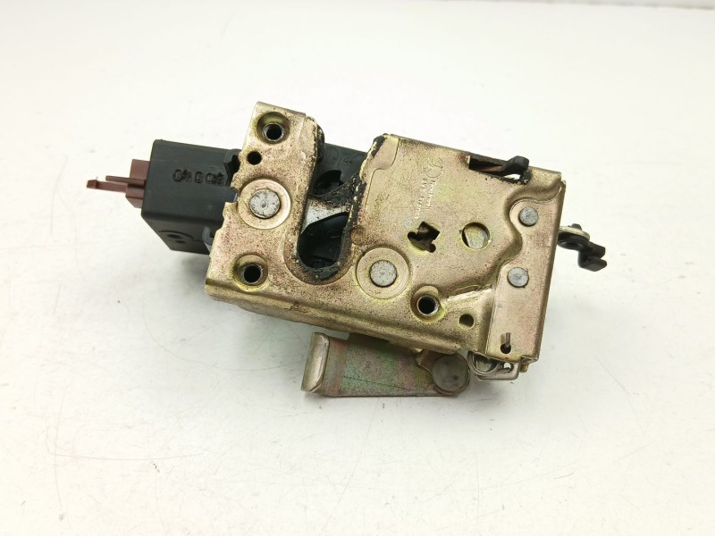Recambio de cerradura puerta trasera derecha para peugeot 106 ii (1a_, 1c_) 1.1 i referencia OEM IAM 913846  