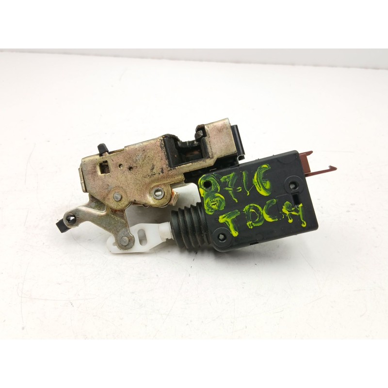 Recambio de cerradura puerta trasera derecha para peugeot 106 ii (1a_, 1c_) 1.1 i referencia OEM IAM 913846  