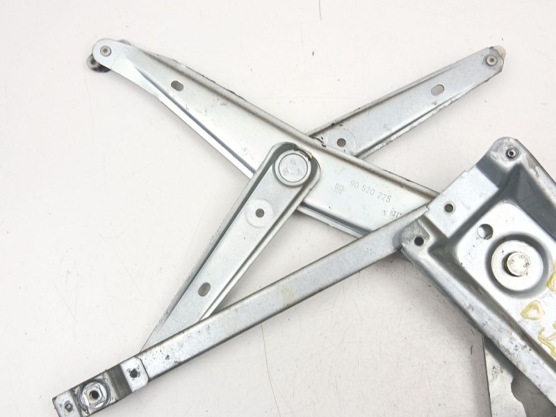 Recambio de elevalunas delantero izquierdo para opel vectra b (j96) 1.6 i 16v (f19) referencia OEM IAM 90520225  