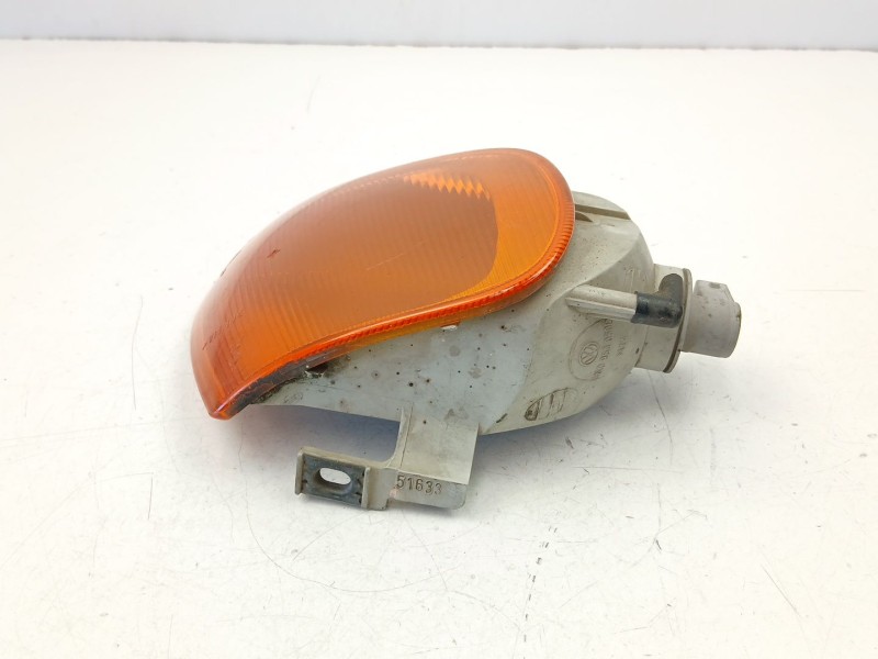 Recambio de piloto delantero derecho para volkswagen polo iii (6n1) 60 1.4 referencia OEM IAM 6N0953050B  