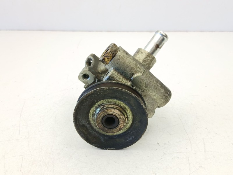 Recambio de bomba direccion para peugeot 205 1.8 d referencia OEM IAM 9151249180 7847017 