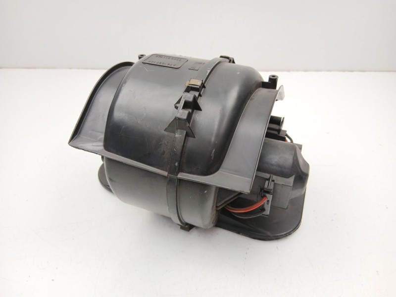 Recambio de motor calefaccion para renault 19 1.4 g -e7j 4p referencia OEM IAM 7700811864  