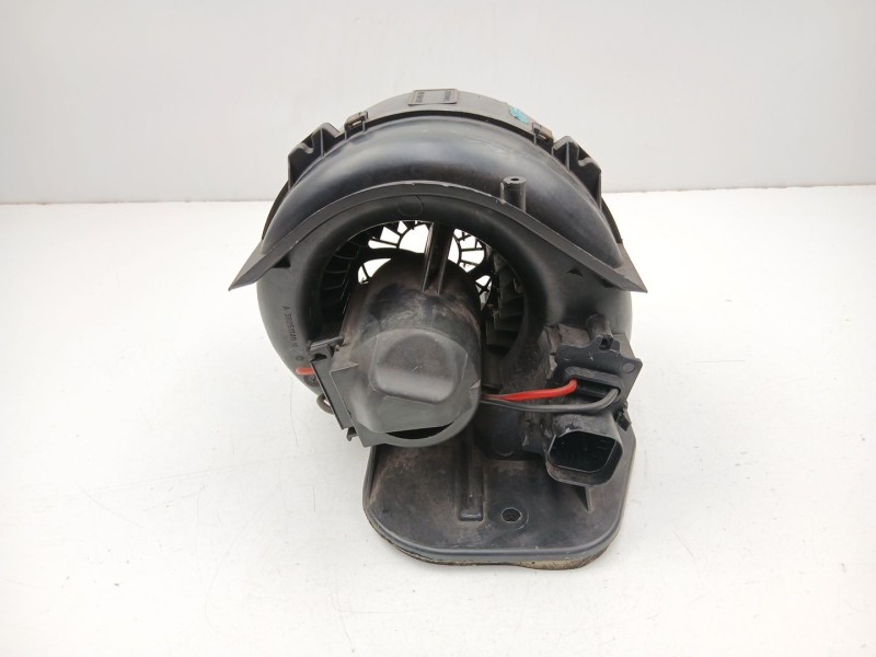 Recambio de motor calefaccion para renault 19 1.4 g -e7j 4p referencia OEM IAM 7700811864  