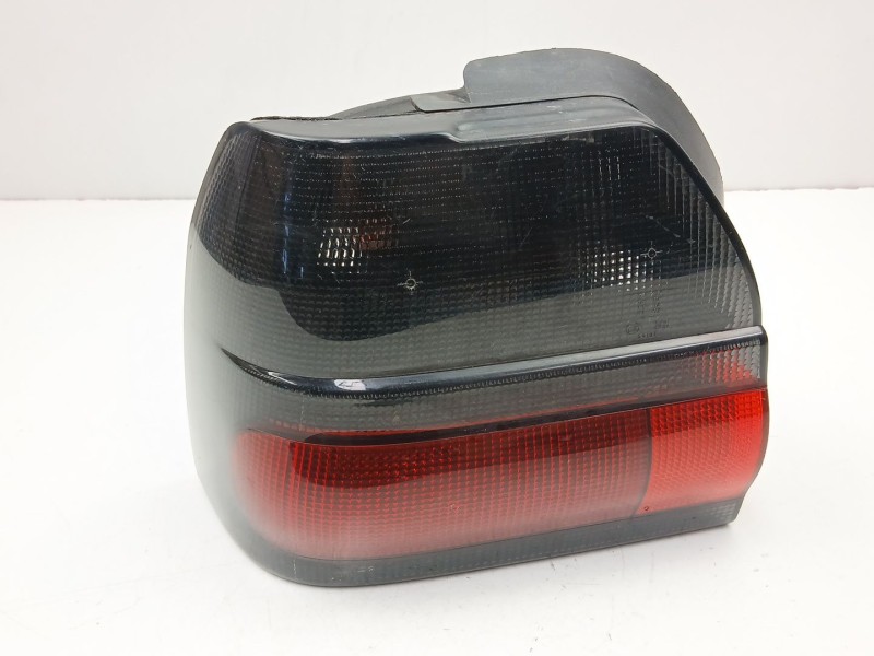 Recambio de piloto trasero izquierdo para renault 19 1.4 g referencia OEM IAM 7700816015  