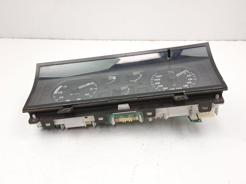 Recambio de cuadro instrumentos para renault 19 1.4 g referencia OEM IAM 7700839928  