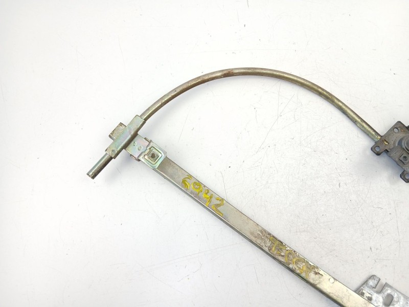 Recambio de elevalunas trasero derecho para renault 19 1.4 g referencia OEM IAM 7700785628  