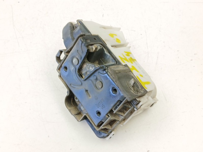 Recambio de cerradura puerta trasera izquierda para volkswagen polo (6n2) 1.9 sdi referencia OEM IAM 6N4839015C  