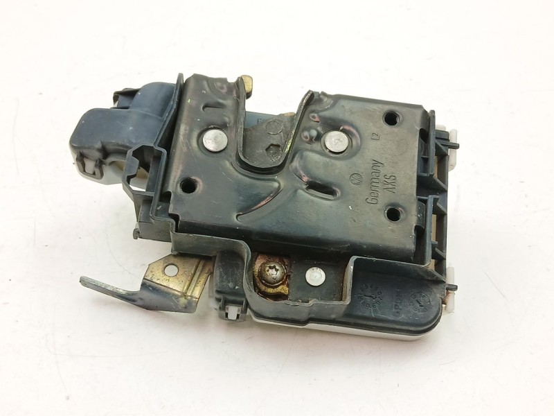 Recambio de cerradura puerta delantera izquierda para volkswagen polo 1.4 g referencia OEM IAM 6N1837015C  