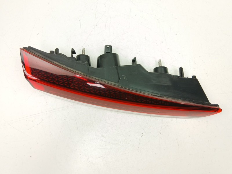 Recambio de piloto porton izquierdo para renault captur ii (hf_) tce 130 (hfmf) referencia OEM IAM 265553734R  