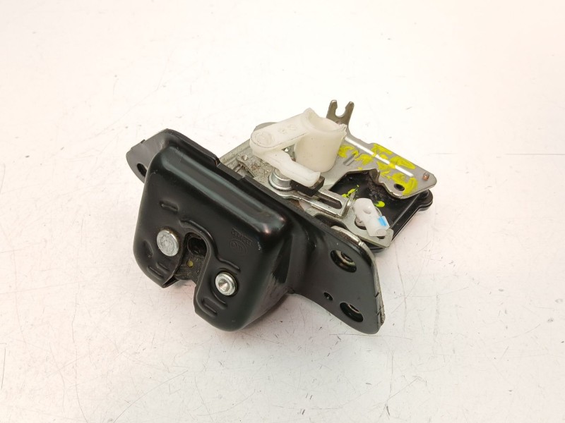 Recambio de cerradura maletero porton para fiat freemont 2.0 jtd referencia OEM IAM K04589243AF  