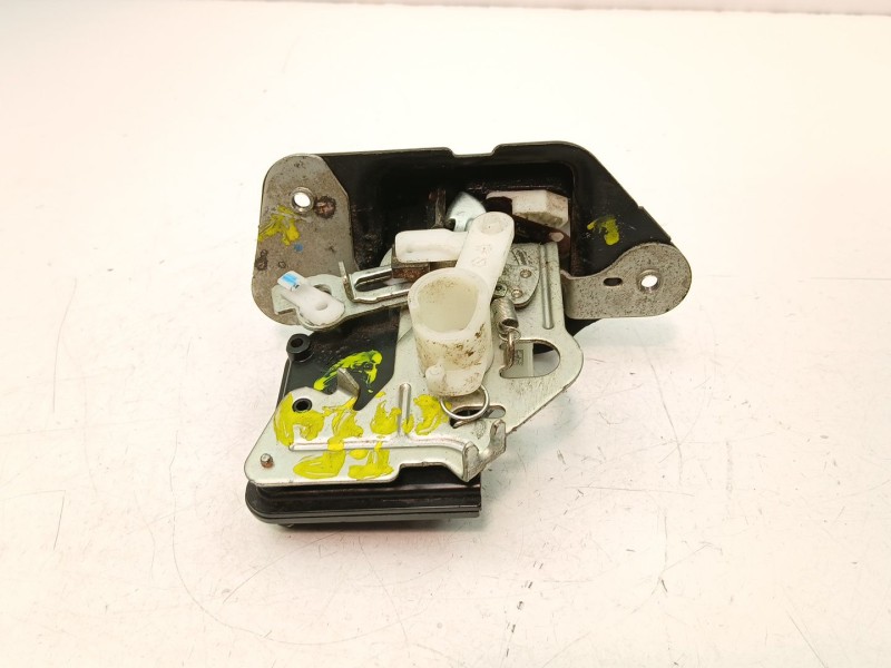 Recambio de cerradura maletero porton para fiat freemont 2.0 jtd referencia OEM IAM K04589243AF  