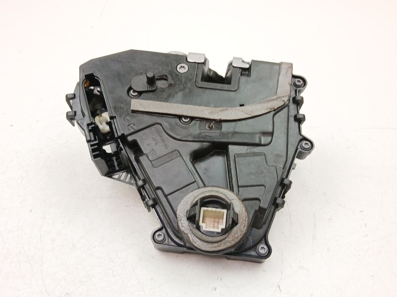 Recambio de cerradura puerta trasera izquierda para renault captur ii (hf_) tce 130 (hfmf) referencia OEM IAM 825031538R  