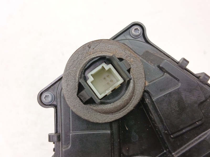 Recambio de cerradura puerta trasera derecha para renault captur ii (hf_) tce 130 (hfmf) referencia OEM IAM 825021122R  